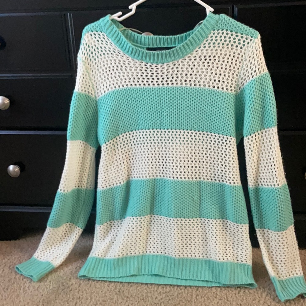 Blue and white stripe long sleeve